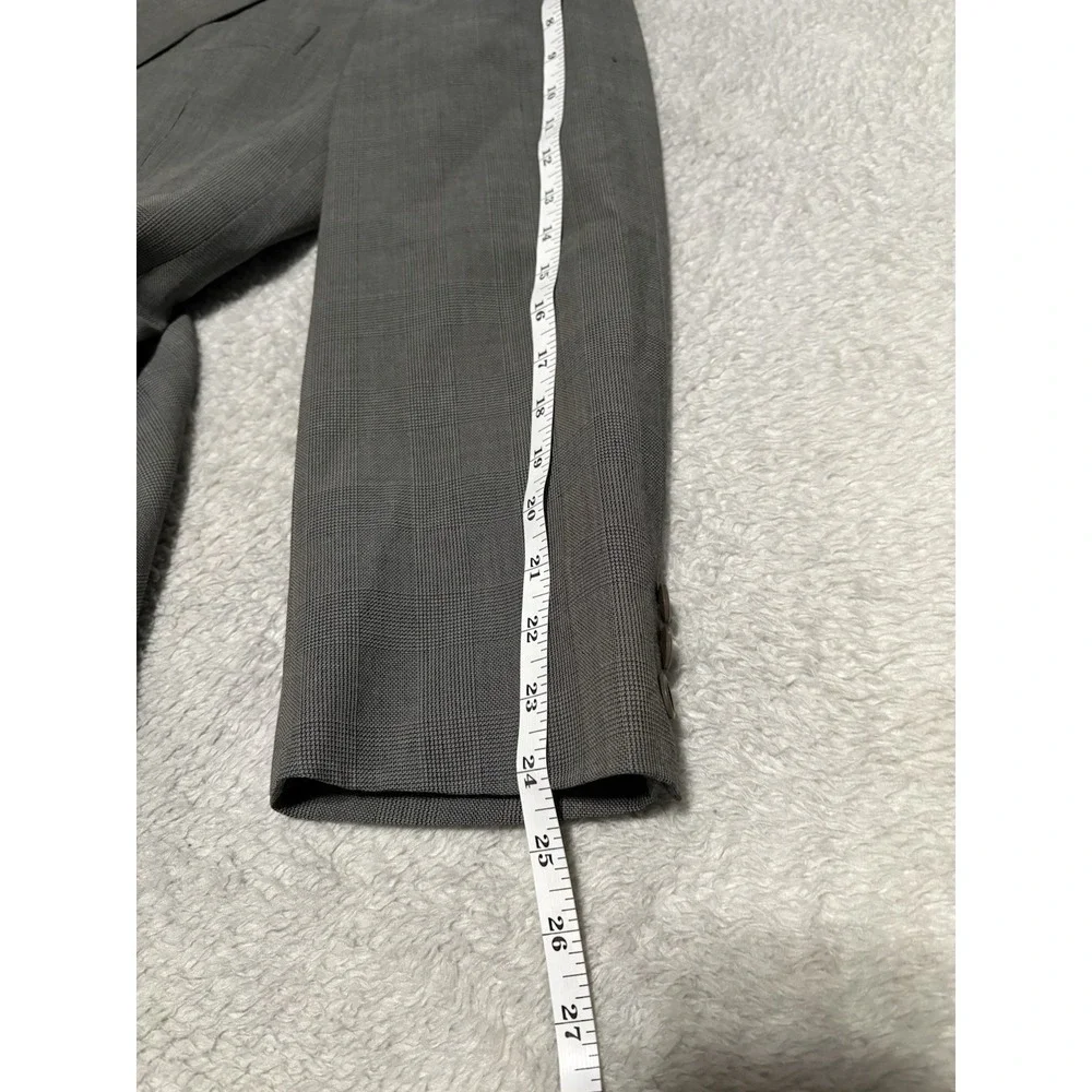 Giorgio Armani used look
